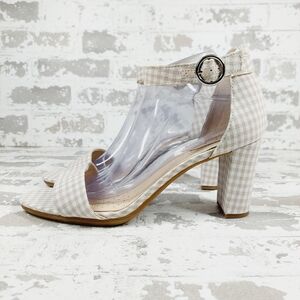 NEW LifeStride Averly White Cream Gingham Ankle Strap Heeled Sandals W843